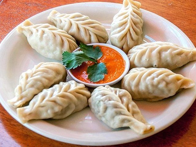 Chicken Momos (8pcs)